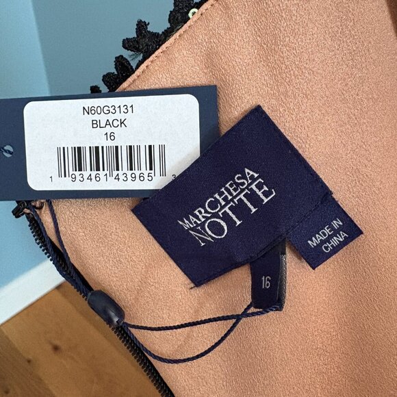 NWT Marchesa Notte Sleeveless Halter Embroidered & Sequin Gown. Size 16 - Picture 5 of 8